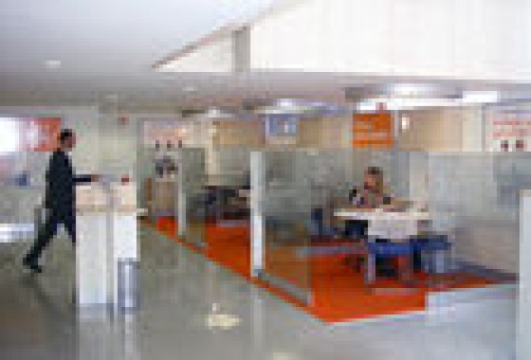 CaixaBank pone sobre la mesa 1.082 millones para comprar BPI