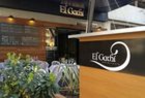 Wikipaella reconoce a 67 restaurantes alicantinos y entrega a otros diez la 'Cullera de Fusta'
