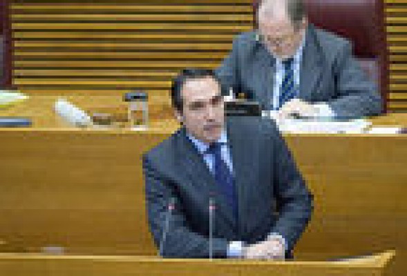 Les Corts aprueban el informe de fiscalización de la cuenta general de la Generalitat de 2013