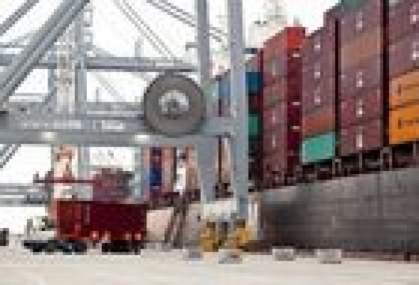 Se desconvoca la huelga de la estiba prevista en el puerto de Valencia