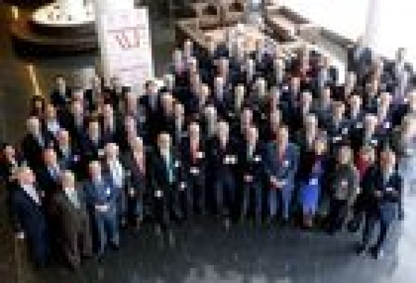 Los grandes empresarios de AVE son optimistas en lo económico aunque pesimistas en lo político