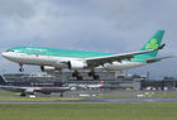 IAG presentará nuevas propuestas en su oferta por Aer Lingus