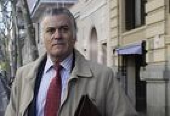 Ruz abre juicio oral contra Bárcenas y otros dirigentes del PP y fija fianzas por 449 millones