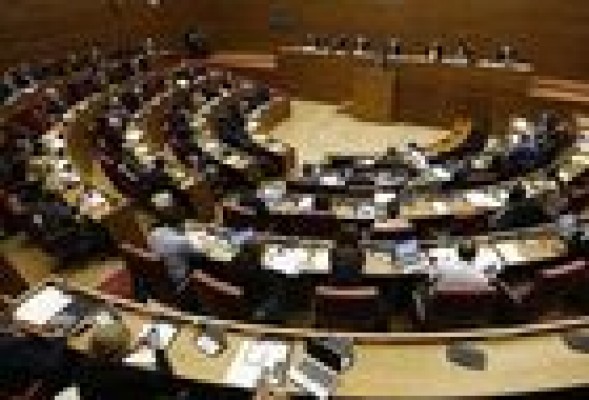 Les Corts apuran un mandato rodeado de escándalos y escasa producción legislativa