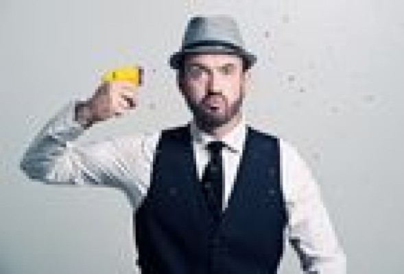 Álex O'Dogherty llena de ritmos y humor el Talía con 'Mi imaginación y yo'