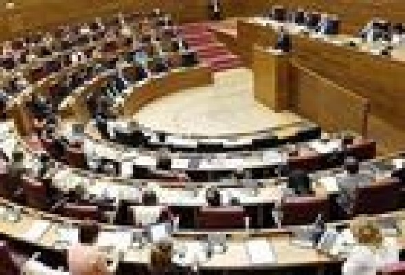 El PP aprueba sus enmiendas a la Ley de Señas y eleva Lo Rat Penat a institución consultiva