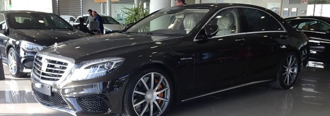 Mercedes-Benz Valencia: El S63 AMG, a escena