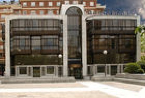 Clientes de Banco Madrid son tanteados por la competencia para que traspasen sus sicavs