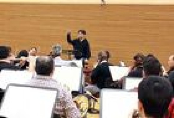 El valenciano Roberto Forés debuta con la orquesta del Palau de les Arts en Castellón