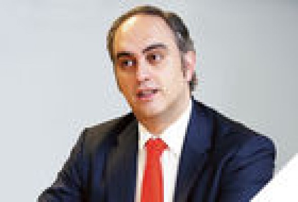 Jorge Cosmen, consejero de Bankia, invierte su sueldo anual en acciones del banco
