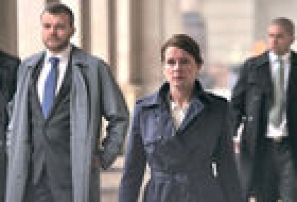 Borgen: Algo huele a podrido... ¿será Dinamarca?