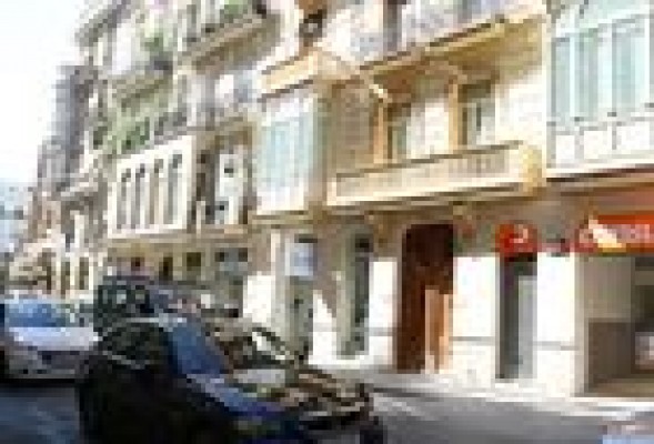 Nuevo Consum en la calle Conde de Salvatierra de Valencia