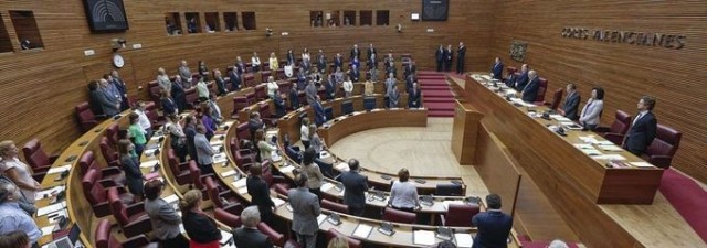 Los diputados pierden el aforamiento pero mantienen el sueldo hasta las elecciones