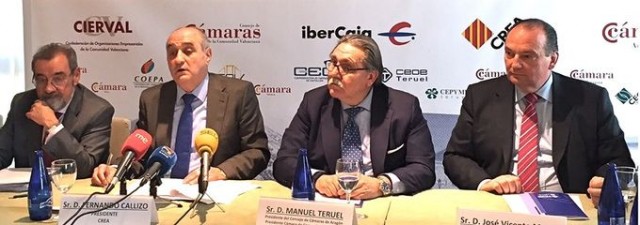 Las patronales de Aragón y la Comunitat urgen al Gobierno a modernizar la línea férrea 