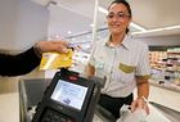 Mercadona implanta la tecnología de pago 'contactless' aportada por Ingenico