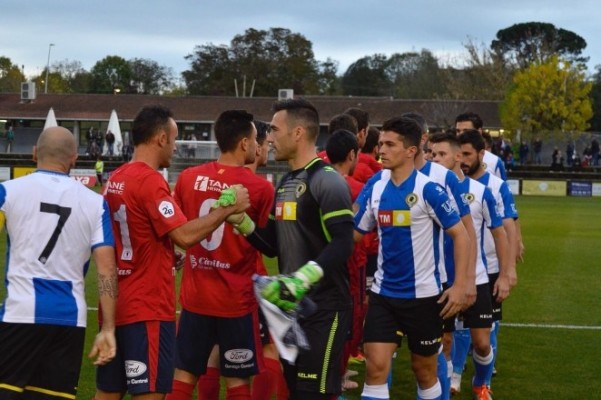 Empate del Hércules que pierde el liderato