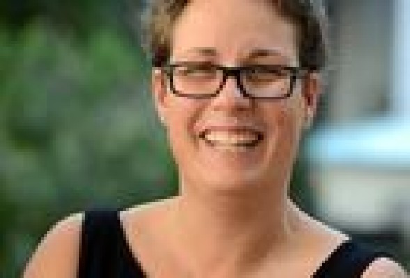 Mako Mira (PSPV) propone profesionalizar los puestos técnicos de la Administración