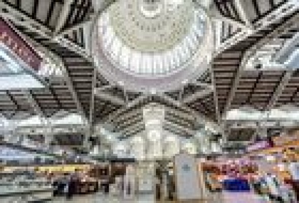 Mercado Central: El corazón de la ciudad late sin cortapisas