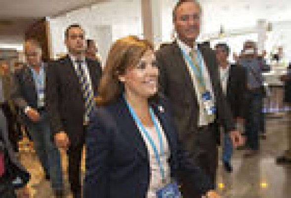 Sáenz de Santamaría asistirá el sábado al acto de proclamación de Fabra