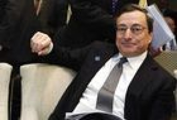 Suaves ganancias a media sesión en bolsa a la espera de las palabras de Mario Draghi