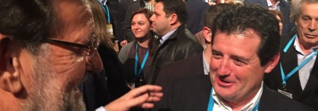 Císcar saca músculo ante Rajoy con su macroacto de Alicante frente a la proclamación 'íntima' de Fabra