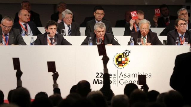 La RFEF solicita un minuto de silencio por las víctimas de Bruselas
