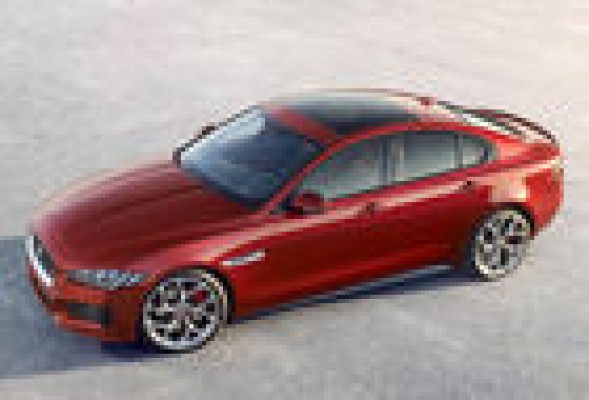 Jaguar XE: Elegancia británica en formato compacto