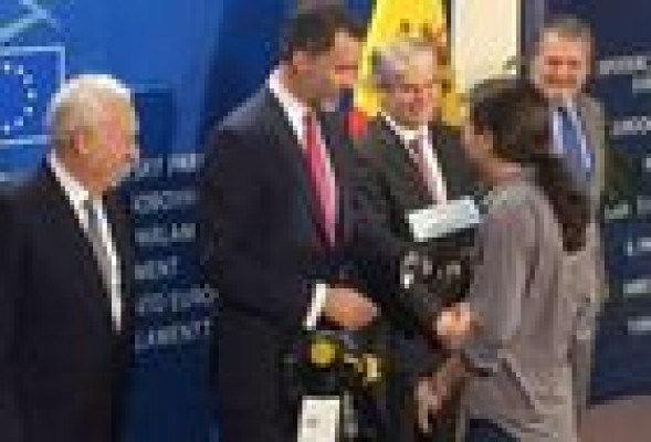 Las ventas de Juego de Tronos se disparan un 300% tras el regalo de Pablo Iglesias al Rey