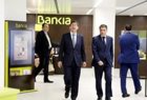 Bankia escoge 33 oficinas en la Comunitat para ensayar la apertura por las tardes