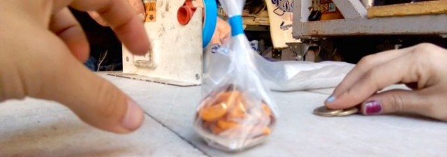¿Ha comprado en el centro? Mire su cartera; igual tiene una obra de arte
