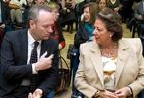 #RitaLeaks: Rita Barberá y su equipo gastan en comidas el triple de lo permitido por Alberto Fabra