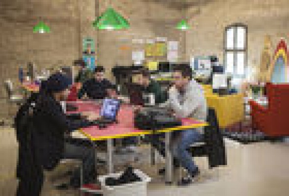 El coworking y la cultura colaborativa se dan cita en Las Naves