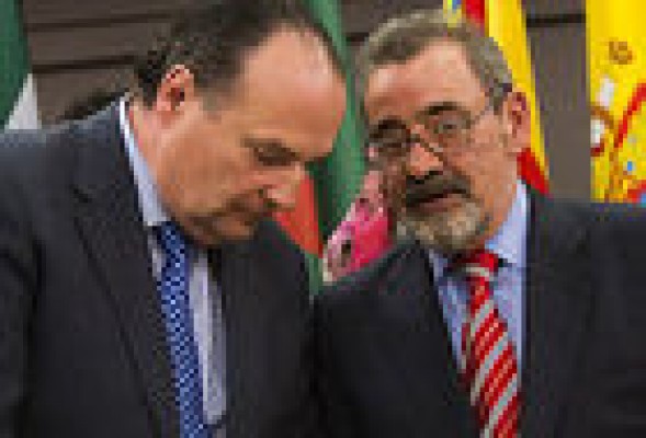 González y Morata encabezan una delegación de empresarios en un viaje a la India con Margallo