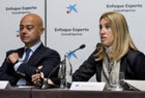 CaixaBank pone al día al empresariado valenciano sobre el mercado de divisas