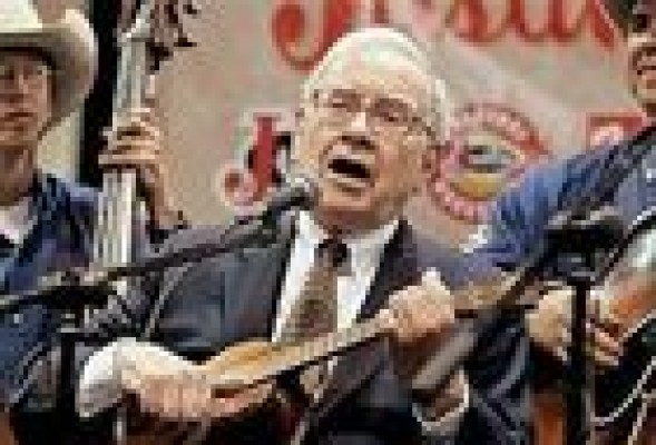 Buffet, 50 años líder de Berkshire sin pistas sobre su posible sucesor