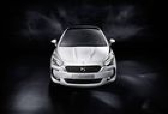 El nuevo DS 5, en el salón internacional de Barcelona
