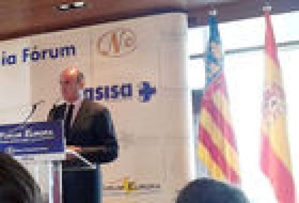 De Guindos prevé que la Comunitat crezca un 4% este año