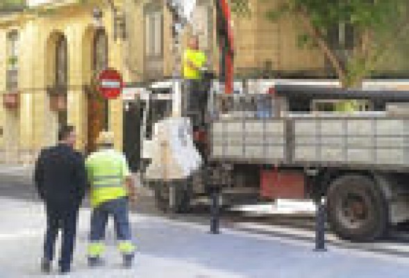 La calle Félix Pizcueta se abre al tráfico tras varios meses de obra