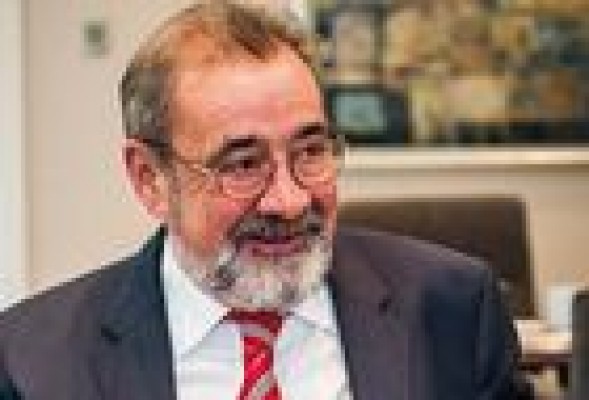 Qué presidente quieren los patronos