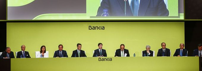 Bankia y su consejo comprometido: todos vuelven a comprar acciones