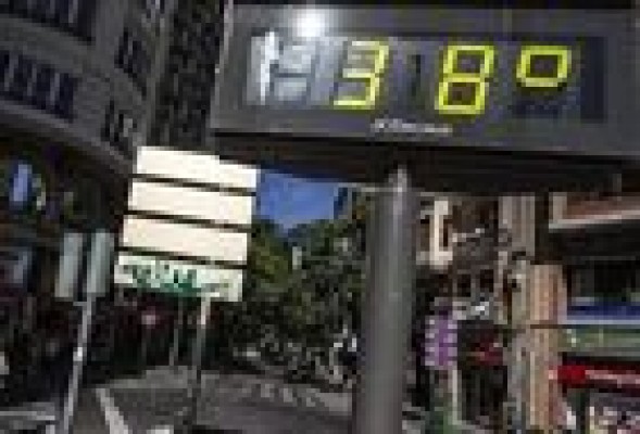 La costa de Valencia llegará a los 42 grados el jueves