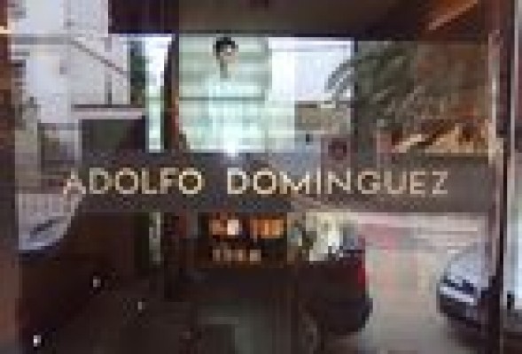 Adolfo Domínguez aplicará el ERE al 10,7% de la plantilla en Orense