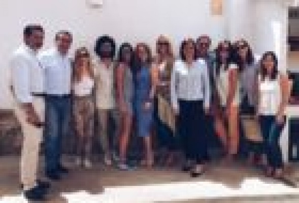 El PPCV tira de ‘influencers' en campaña: 8 personas, 50.000 followers