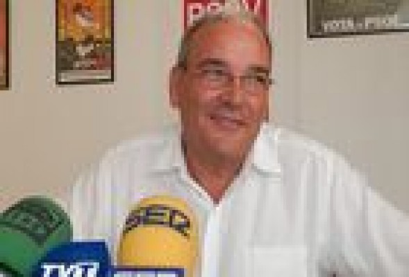 Dimite el candidato socialista de Torrevieja para facilitar un pacto contra el PP