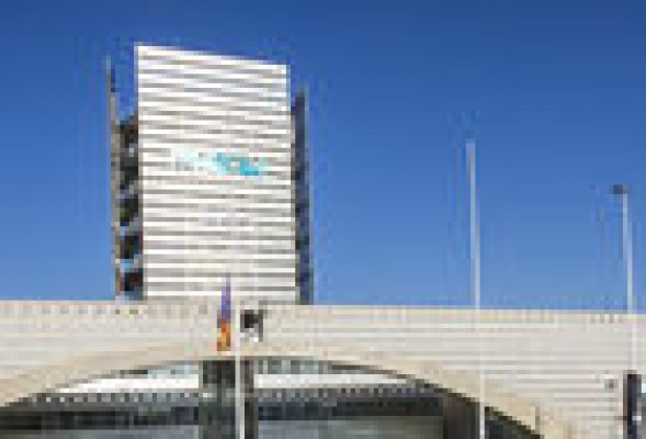 Intersindical pide a Fabra que paralice la liquidación de RTVV en el pleno del Consell de mañana