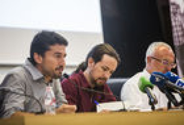 Pablo Iglesias reúne este viernes a sus candidatos autonómicos para concretar la política de pactos