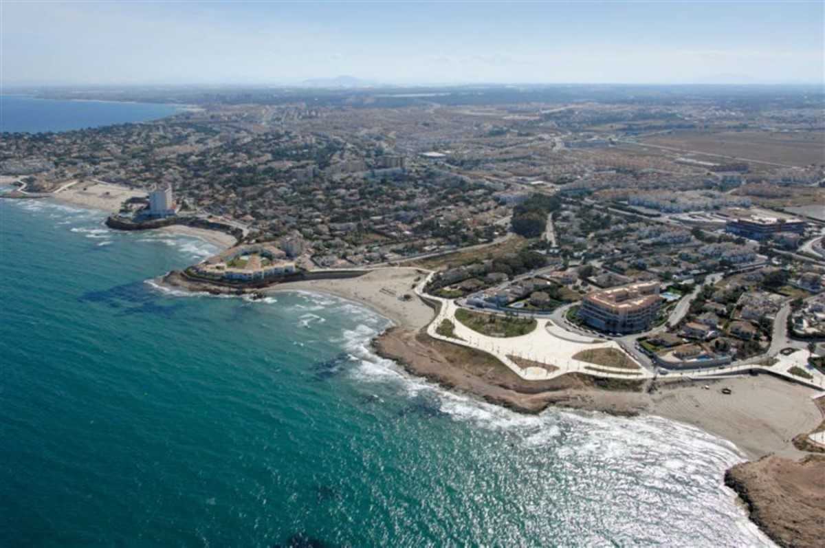 Grupo Montepiedra, firma clave en la construcción en Orihuela Costa, alega contra el Pativel