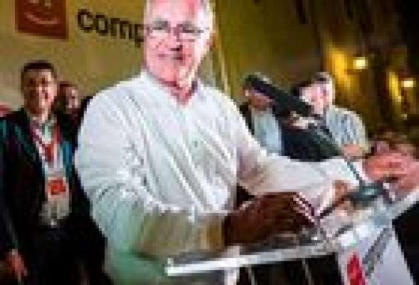 Ribó (Compromís) y Peris (València en Comú) celebran una reunión con 