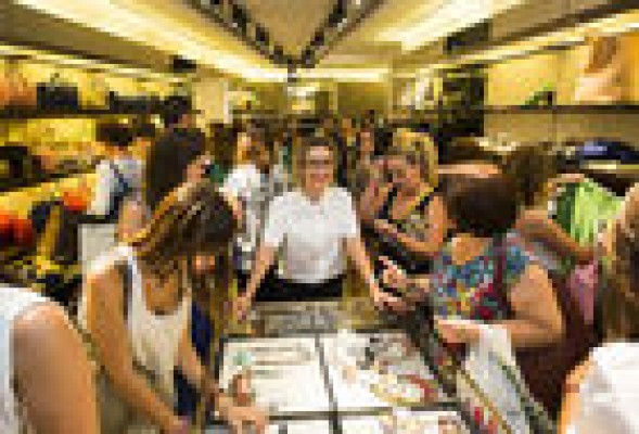 Valencia Plaza estará en la gran noche de las compras de la ciudad