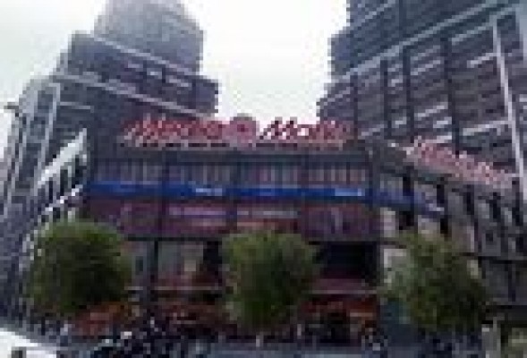 La avenida de Les Corts Valencianes, declarada zona de libertad horaria